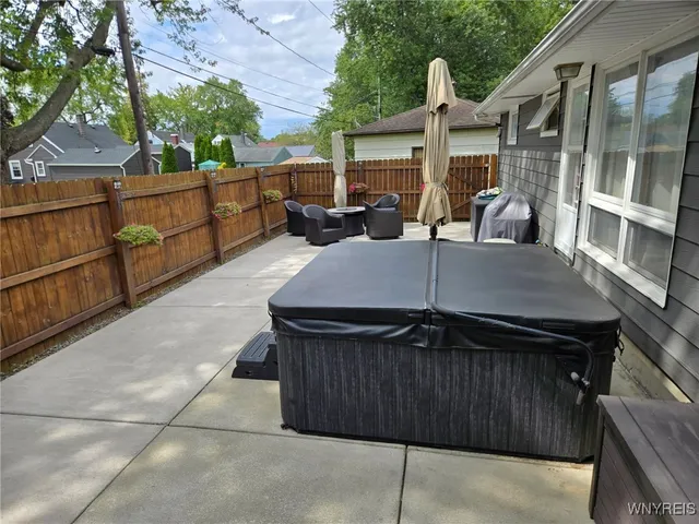 $269,900 | 35 Lindan Drive, Lancaster, NY 14043