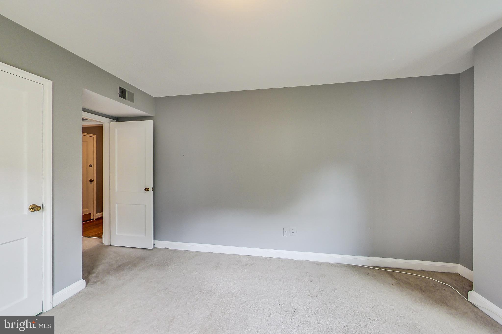2912 13th Road South, Unit 12104 Arlington, VA 22204 - Photo 11 of 27