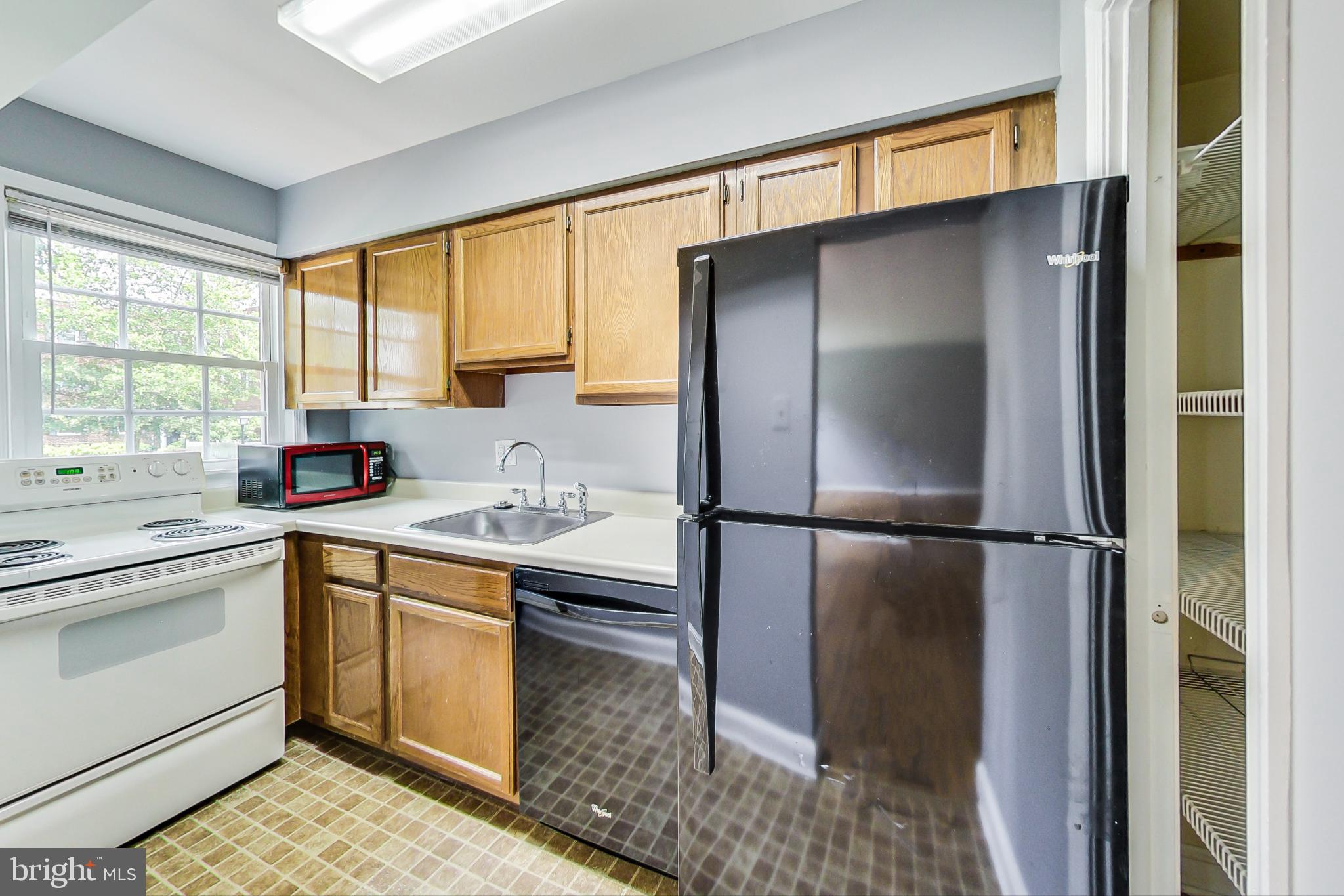 2912 13th Road South, Unit 12104 Arlington, VA 22204 - Photo 15 of 27