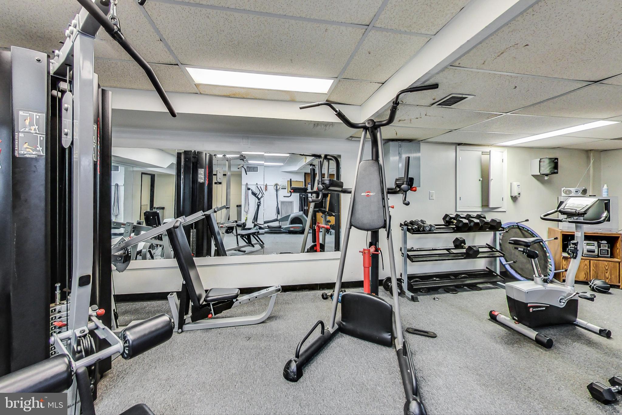 2912 13th Road South, Unit 12104 Arlington, VA 22204 - Photo 21 of 27