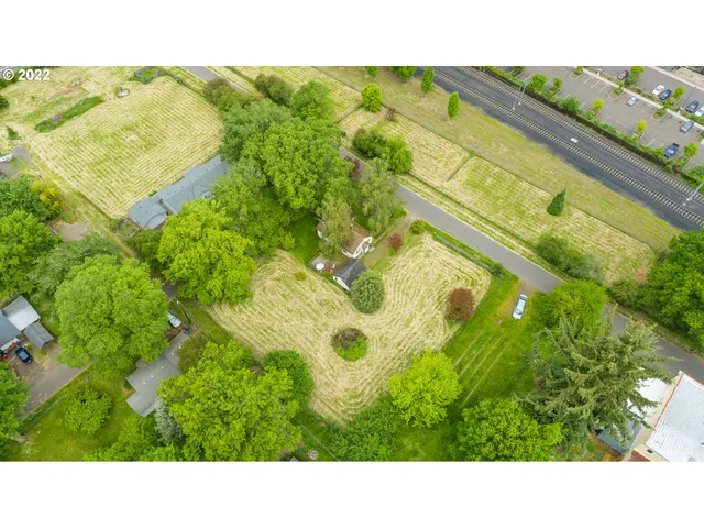 $965,000 | 6614 Northeast Alder Street, Hillsboro, OR 97124