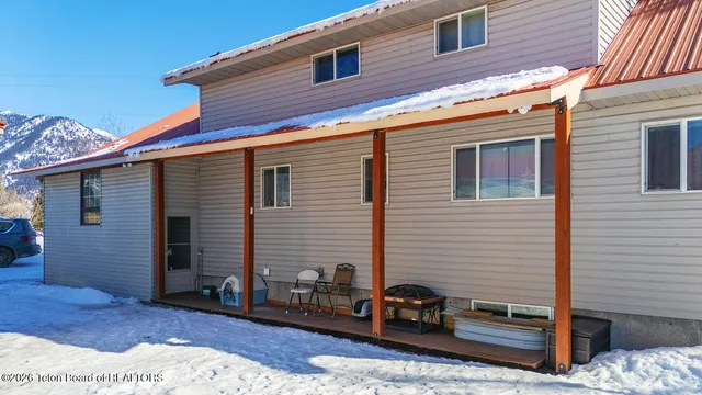 $675,000 | 4520 Main Street, Bedford, WY 83112