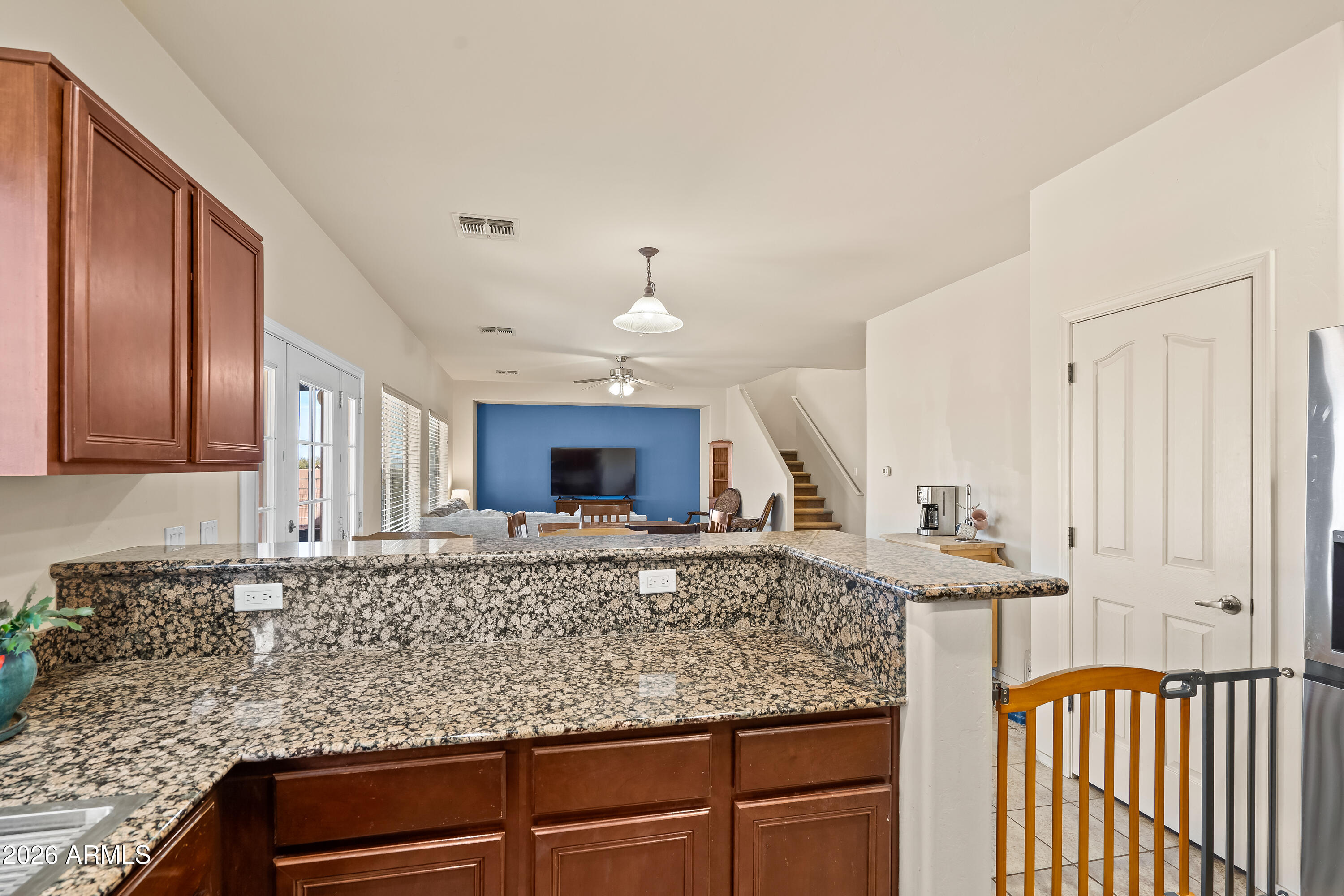 1006 South Limestone Street Benson, AZ 85602 - Photo 12 of 33 2 Interiors-8