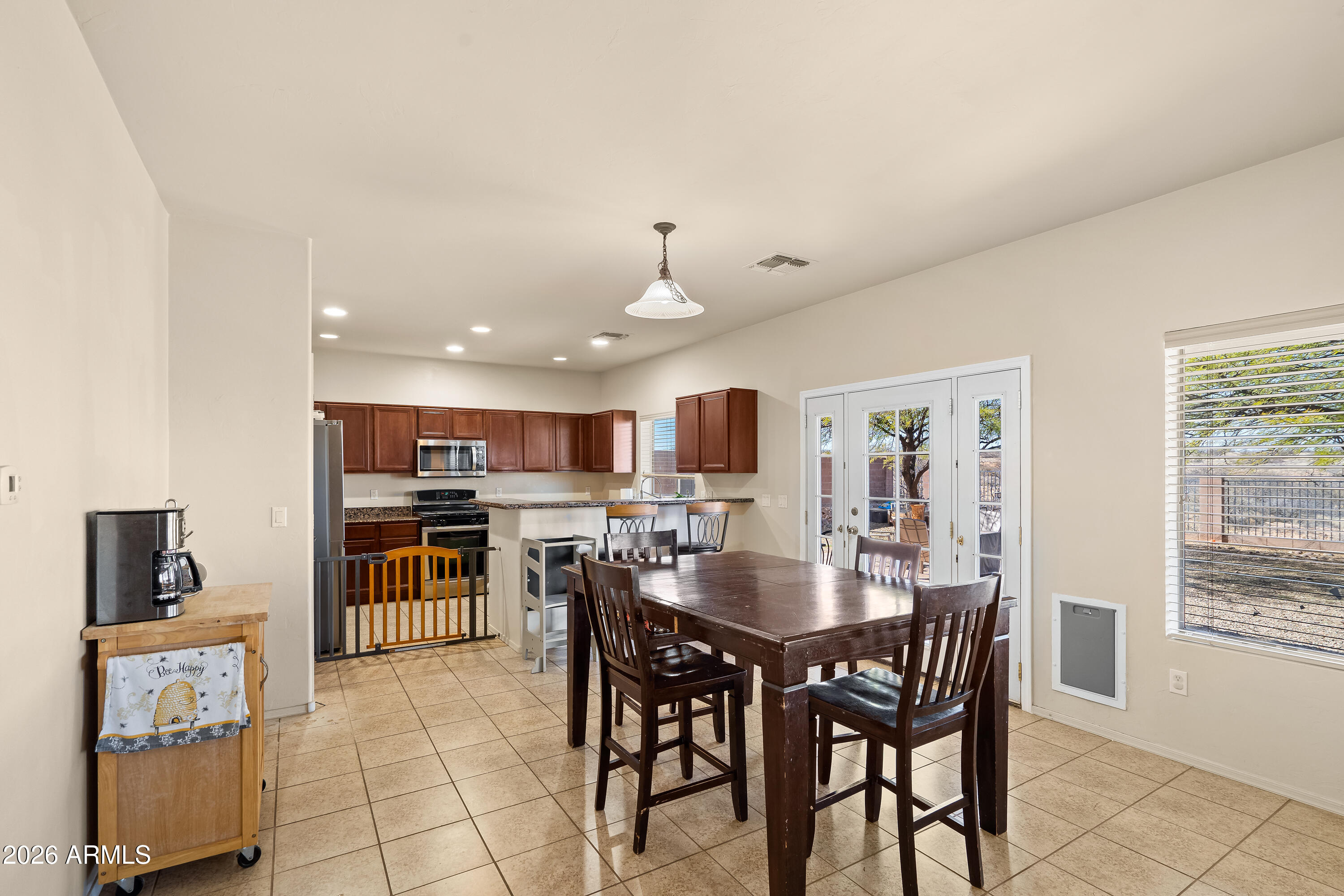 1006 South Limestone Street Benson, AZ 85602 - Photo 8 of 33 2 Interiors-4