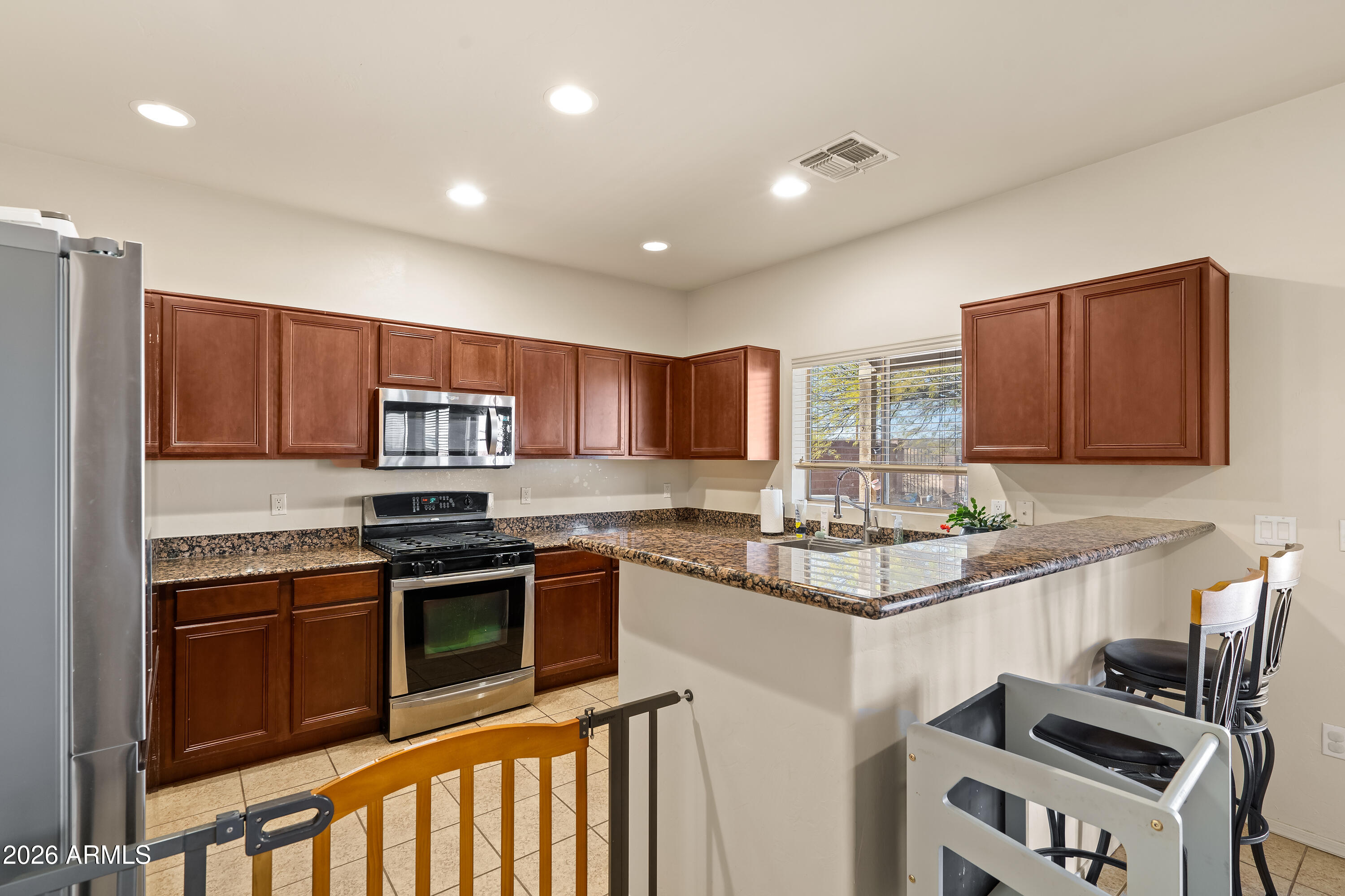 1006 South Limestone Street Benson, AZ 85602 - Photo 10 of 33 2 Interiors-6