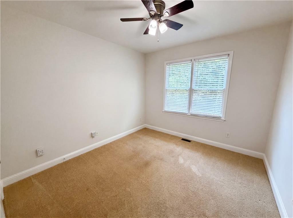 685 Jefferson Place Cumming, GA 30040 - Photo 16 of 32