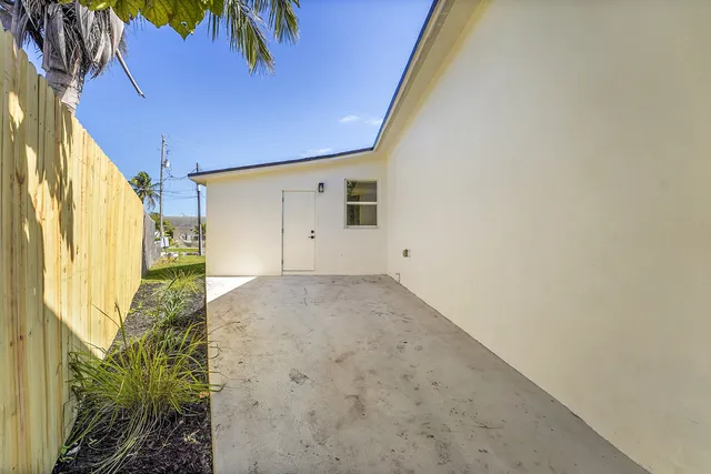 $820,000 | 928 Market Street, West Palm Beach, FL 33401