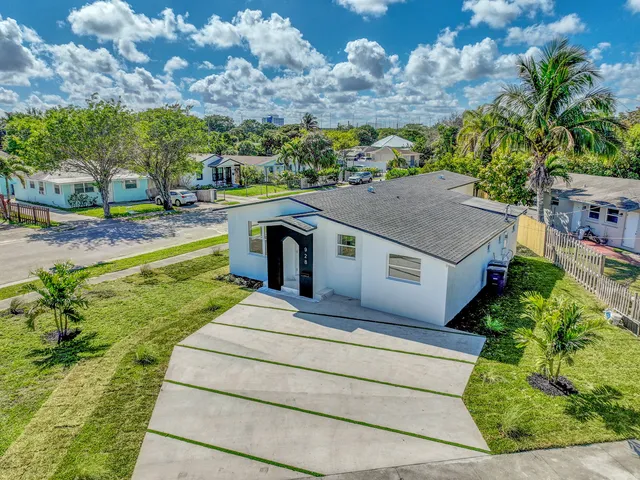 $820,000 | 928 Market Street, West Palm Beach, FL 33401