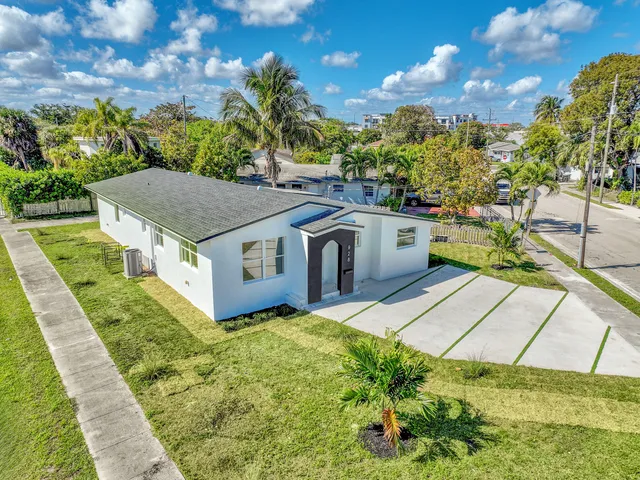 $820,000 | 928 Market Street, West Palm Beach, FL 33401