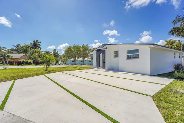 $820,000 | 928 Market Street, West Palm Beach, FL 33401