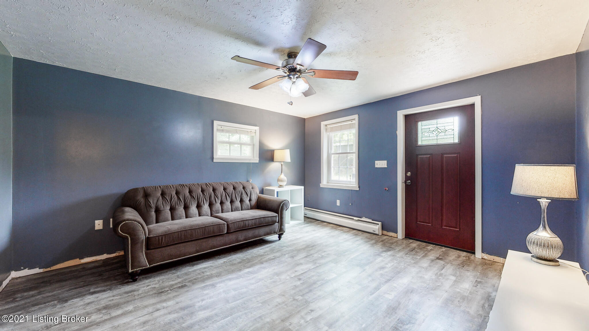 3850 Highgrove Road Coxs Creek, KY 40013 - Photo 5 of 32 View of the living room towards the front door.