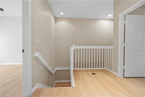 $2,600 | 7009 Romana Way, Unit 1605, Naples, FL 34119