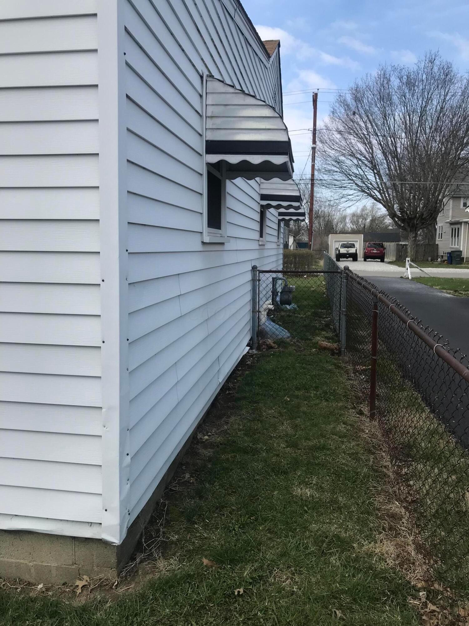 468 Derrer Road Columbus, OH 43204 - Photo 5 of 22 Photo Apr 11, 11 18 31 AM