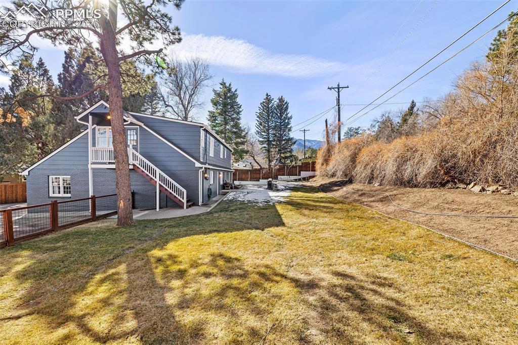 2 Cresta Road Colorado Springs, CO 80906 - Photo 33 of 35