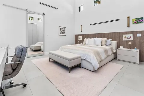 $5,595,000 | 4095 Battersea Road, Miami, FL 33133