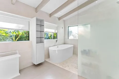 $5,295,000 | 4095 Battersea Road, Miami, FL 33133