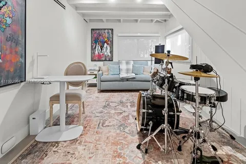 $5,595,000 | 4095 Battersea Road, Miami, FL 33133