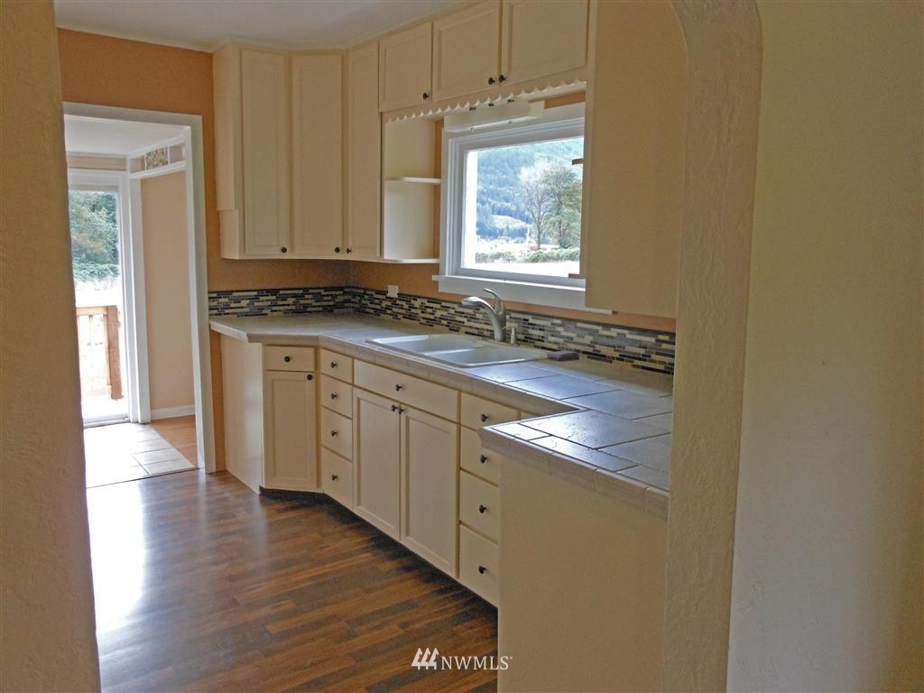 964 Davis Lake Road Morton, WA 98356 - Photo 8 of 24 Gallery Image 8