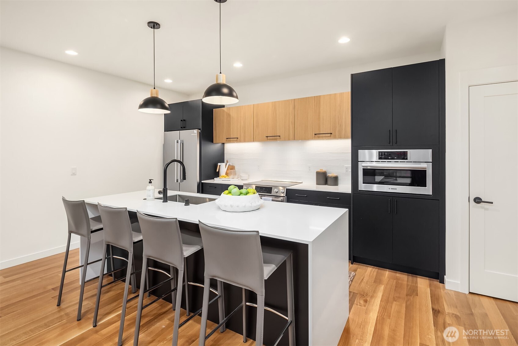 1723 Northwest 63rd Street Seattle, WA 98107 - Photo 8 of 25