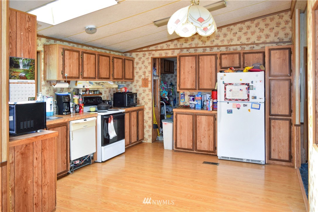 280 Calvin Road Cinebar, WA 98533 - Photo 5 of 11 Gallery Image 5