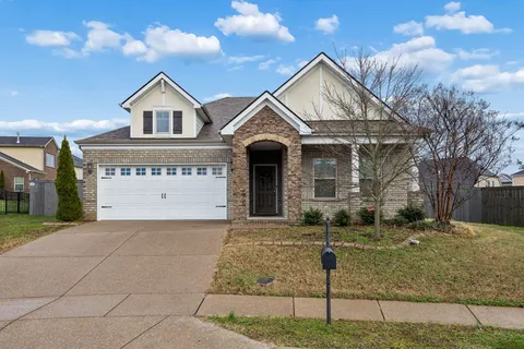 $525,000 | 5105 Helmsdale Court, Hermitage, TN 37076