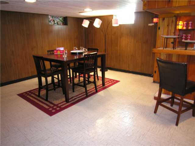 2081 Jervis Road Columbus, OH 43221 - Photo 16 of 18