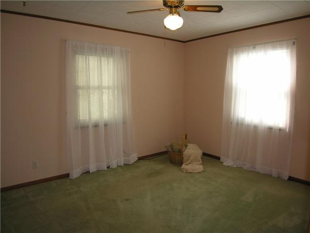 2081 Jervis Road Columbus, OH 43221 - Photo 6 of 18
