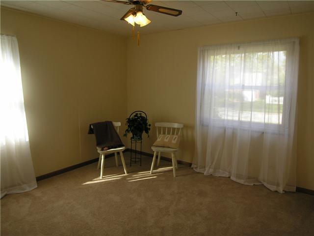 2081 Jervis Road Columbus, OH 43221 - Photo 7 of 18