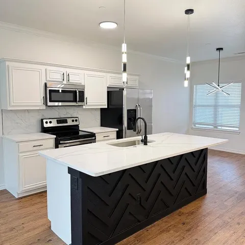 $2,400 | 5505 Dolores Place, Denton, TX 76208