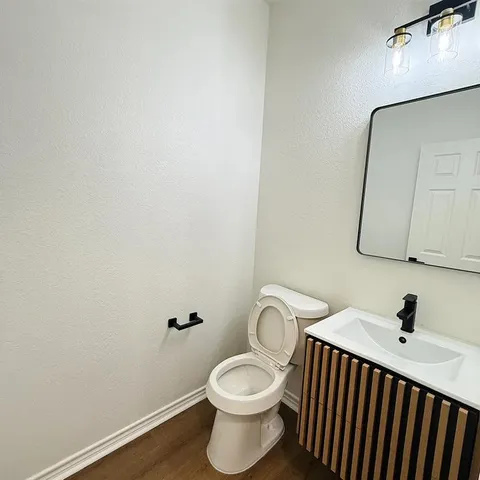 $2,400 | 5505 Dolores Place, Denton, TX 76208