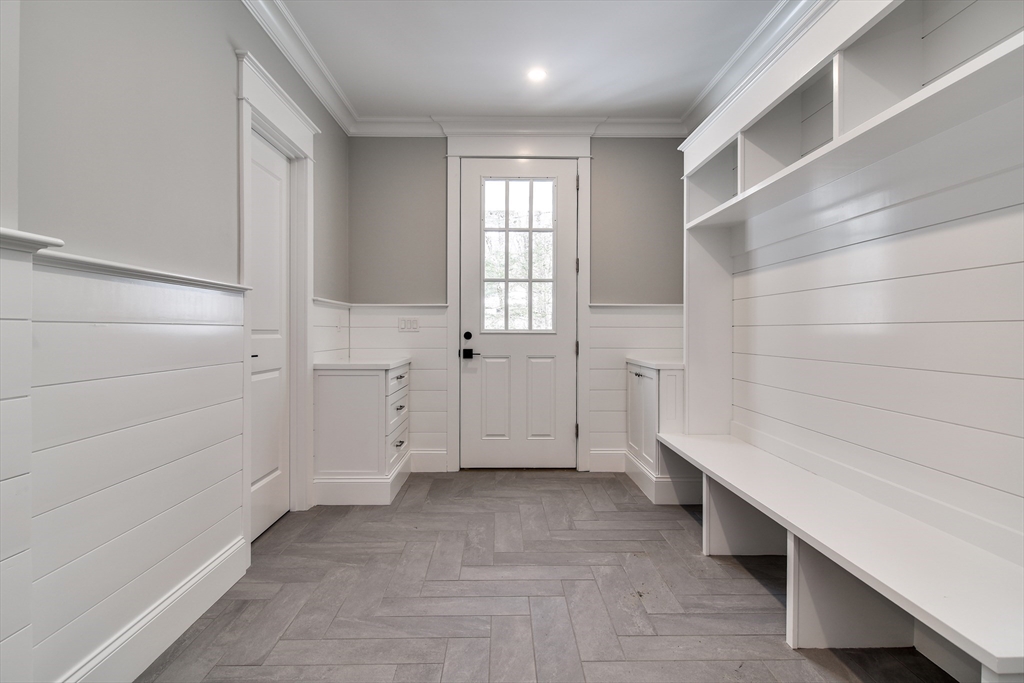 93 Walpole Street Dover, MA 02030 - Photo 15 of 41