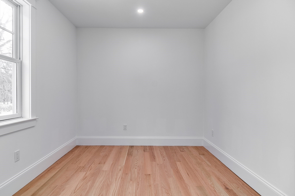 93 Walpole Street Dover, MA 02030 - Photo 23 of 41