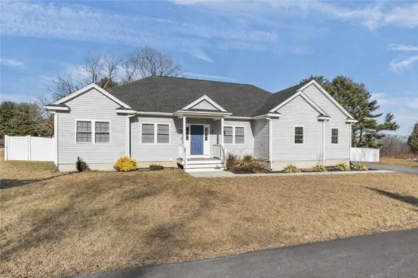 $799,000 | 1 Alexandria Way, Johnston, RI 02919