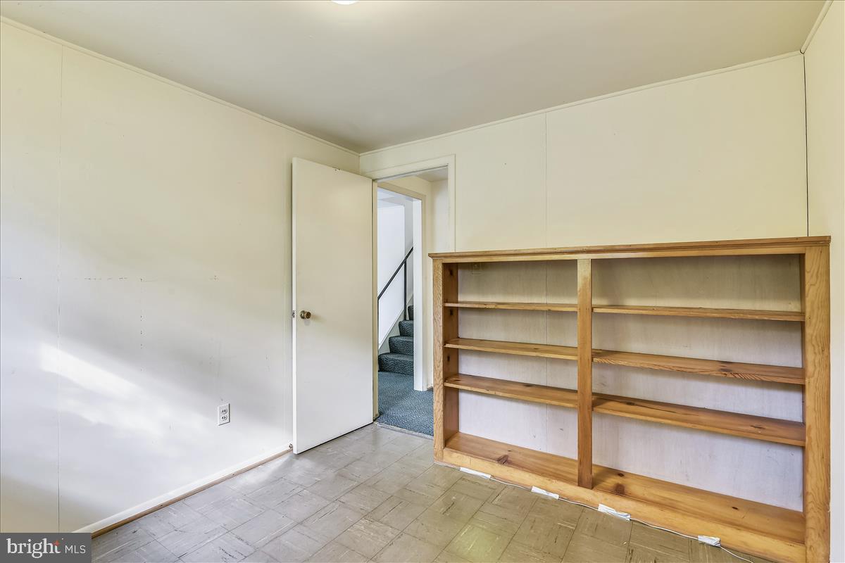 3538 Cornell Road Fairfax, VA 22030 - Photo 51 of 61 Office/den with built-in bookcases
