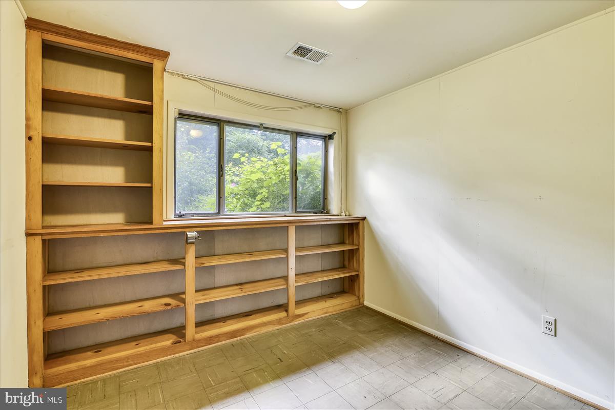3538 Cornell Road Fairfax, VA 22030 - Photo 52 of 61 Office/den with build-in bookcases