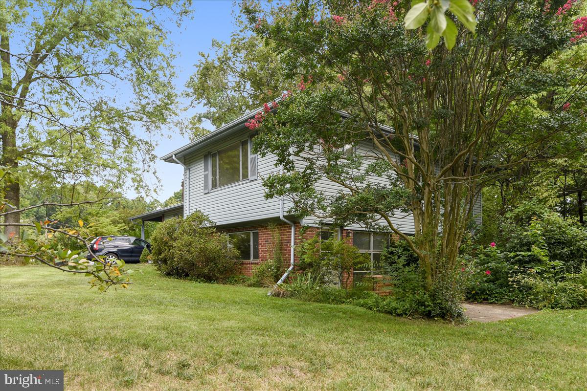 3538 Cornell Road Fairfax, VA 22030 - Photo 6 of 61 Lovely side patio and side entrance to lower level