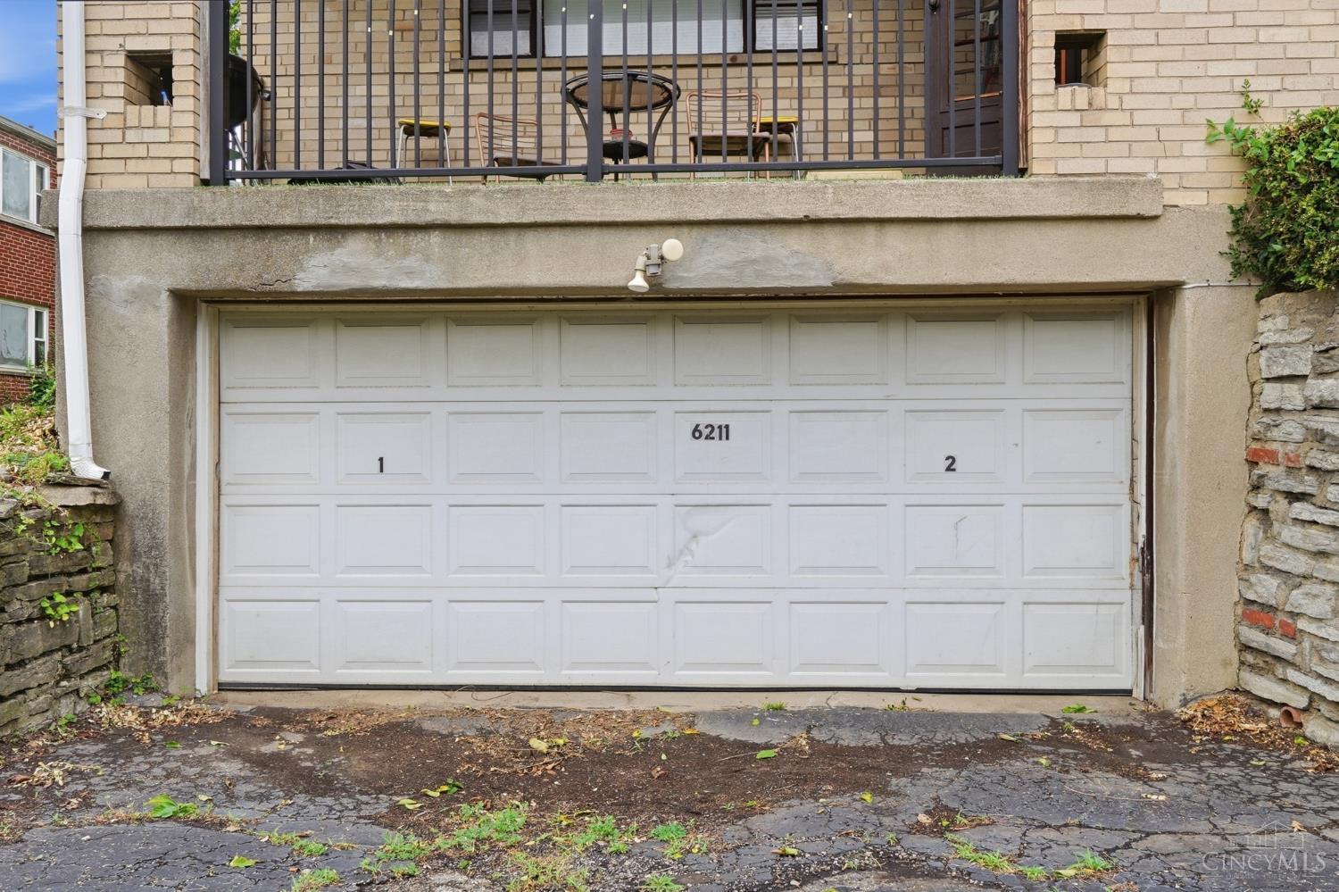 6211 Paddock Road Cincinnati, OH 45216 - Photo 7 of 80