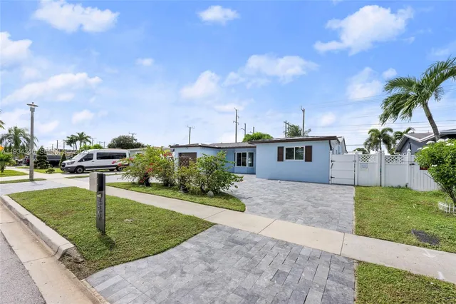 $550,000 | 559 Northwest 70th Way, Margate, FL 33063