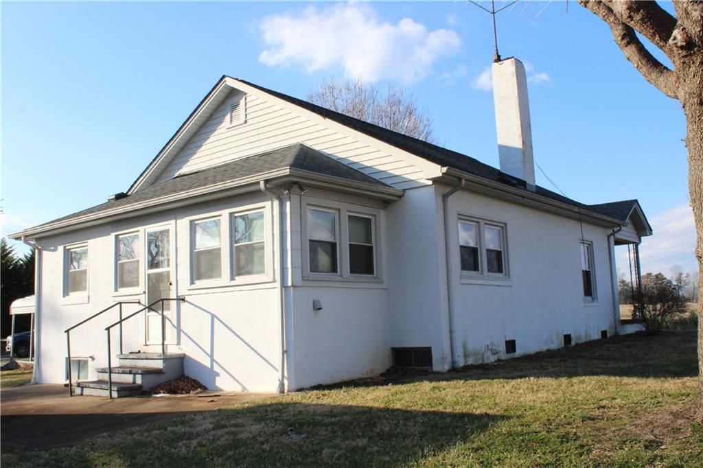 1909 Jamestown Road Morganton, NC 28655 - Photo 10 of 24 Gallery Image 10