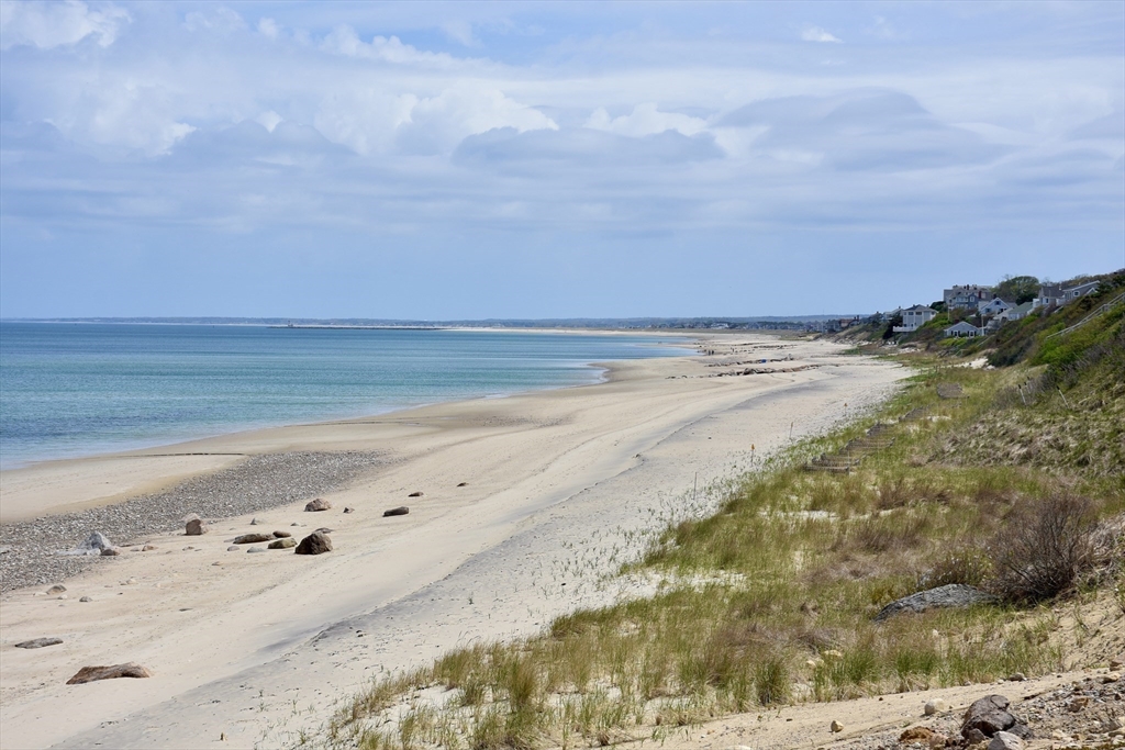 6 Oakbluff Road Bourne, MA 02562 - Photo 3 of 36 a view of beach and ocean