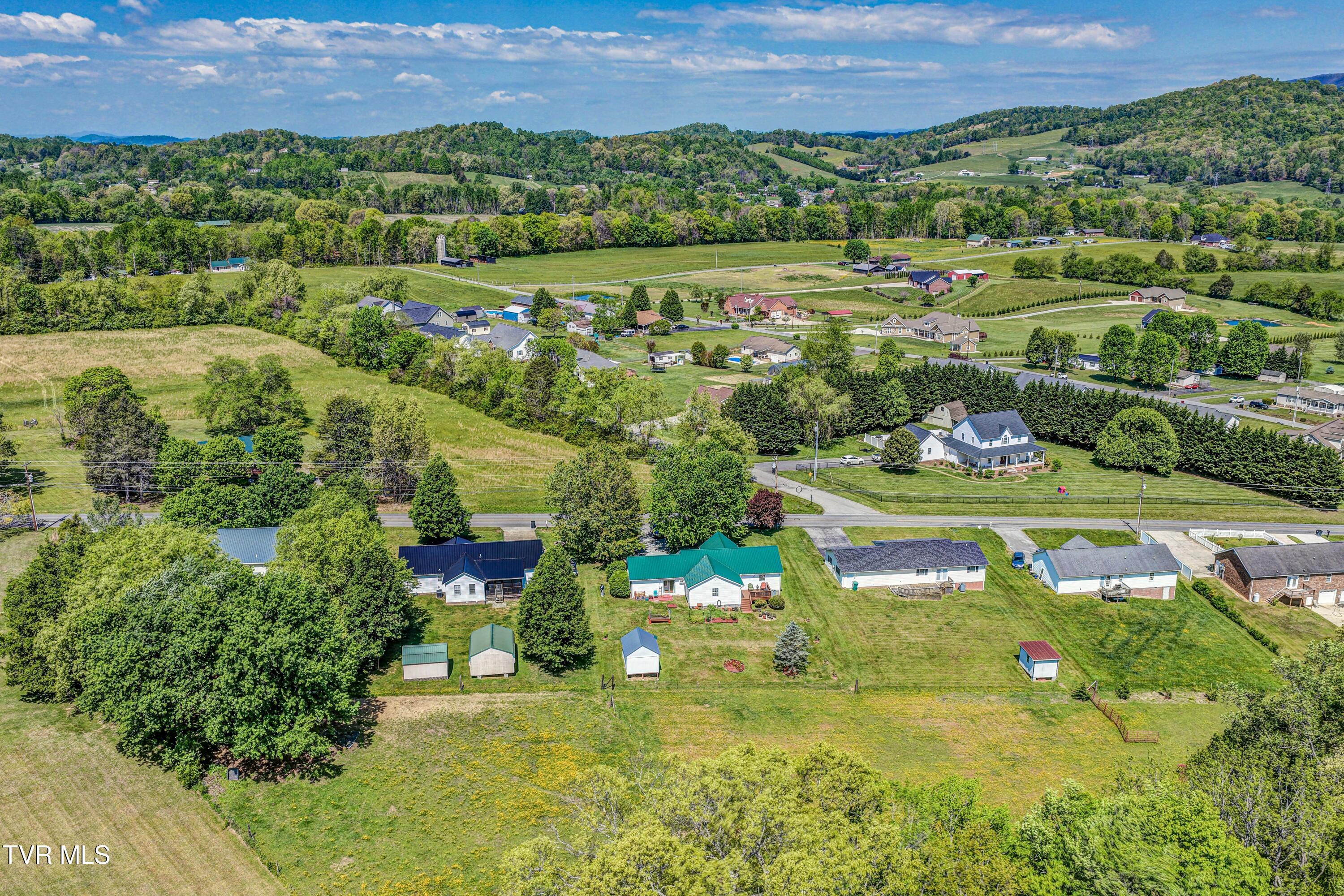 2545 Siam Road Elizabethton, TN 37643 - Photo 68 of 76 DJI_20260420114712_0709_D_10_D_11_D_12_D