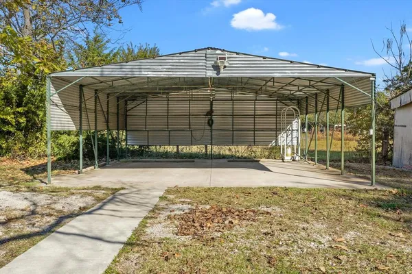 $325,000 | 3751 Farm To Market Road 903, Farmersville, TX 75442