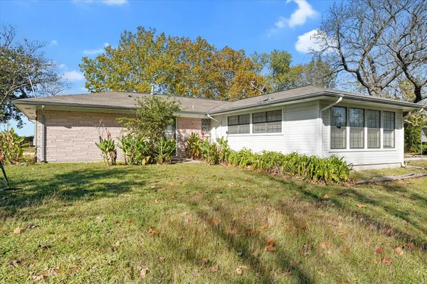 $325,000 | 3751 Farm To Market Road 903, Farmersville, TX 75442