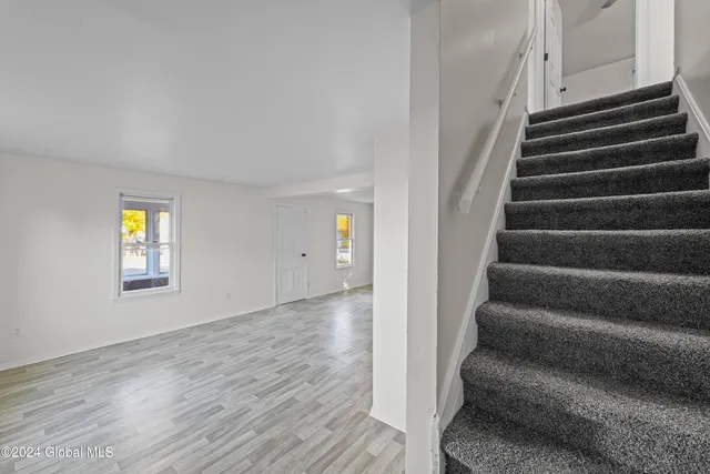 $220,000 | 124 Cottage Street, Ravena, NY 12143