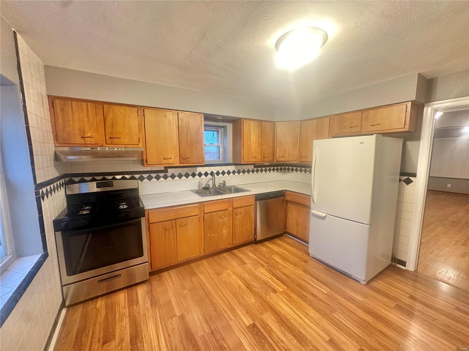 729 Reed Avenue St. Louis, MO 63125 - Photo 6 of 15 Gallery Image 6