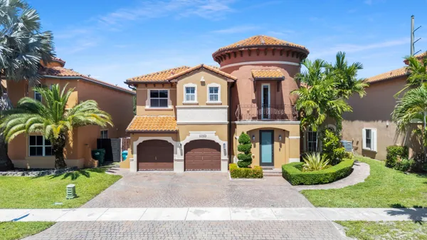 $5,800 | 2760 Southwest 156th Place, Miami, FL 33185