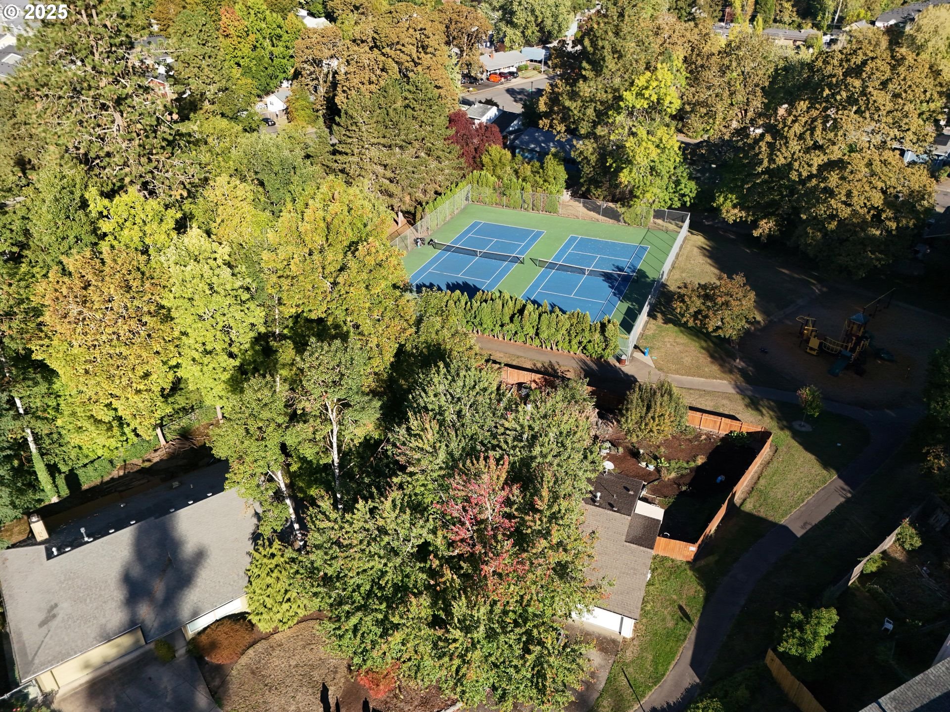 3205 Southwest 180th Place Beaverton, OR 97003 - Photo 38 of 47