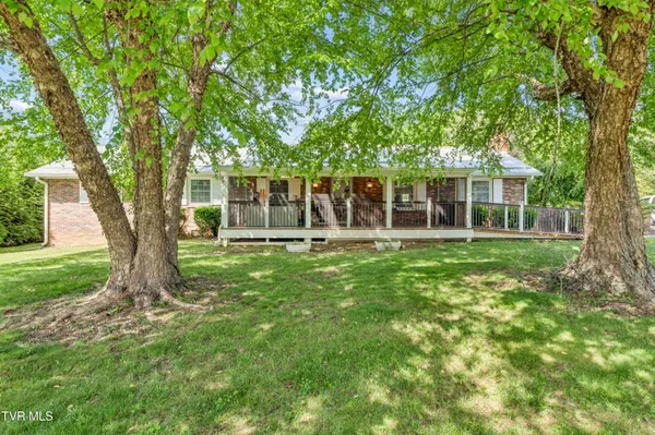 $399,900 | 826 Balsam Circle, Erwin, TN 37650