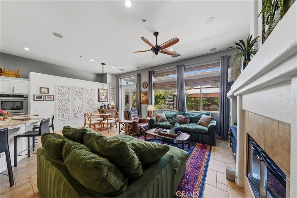 11535 Springwood Court Riverside, CA 92505 - Photo 19 of 50 Family Room
