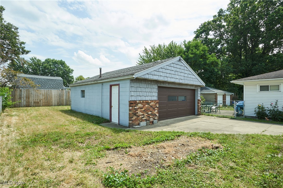 597 Hillman Road Akron, OH 44312 - Photo 21 of 22 View of detached garage
